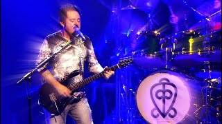 Toto - I&#39;ll Supply The Love/Isolation/Gift Of Faith (2007) [HD] (CC)