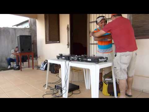BATE PAPO NA CASA DO DJ PABLO 2104-2013 - DJ NILTON ITÁLIA NAS MIXAGENS