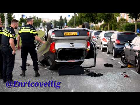 Ruwe Beelden Gewonde bij auto over de kop Jacques Dutilhweg Rotterdam