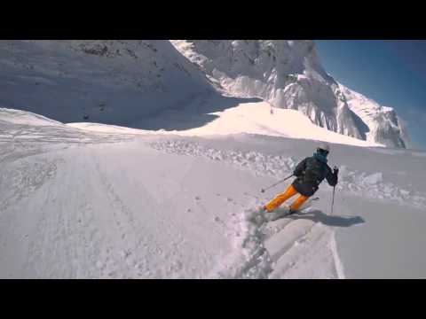 Cámara sobre caso capta a un esquiador atrapado en una avalancha