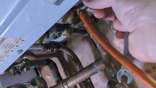 Vaillant Ecotec Pro 28. Repressurising the expansion vessel