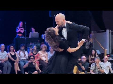 Santiago Giachello & Agostina Tarchini - « Ojos negros » Festival de Tango de St Geniez d’Olt 2023