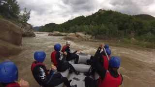 preview picture of video 'Extreme Rafting Romania - Buzau River Best Of'