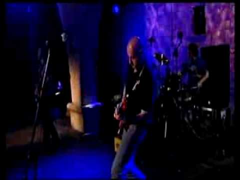 ILEGALES - DESTRUYE (LVE AT FESTIVAL LUNA LUNERA)