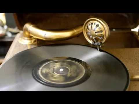 Broadway Nitelites v/Vaughn De Leath - "I Wanna Be Loved By You"