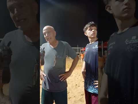 Nicolas y Augusto Fallia  de Chilecito La Rioja en Encarnación  Paraguay acompañándo  equipos 