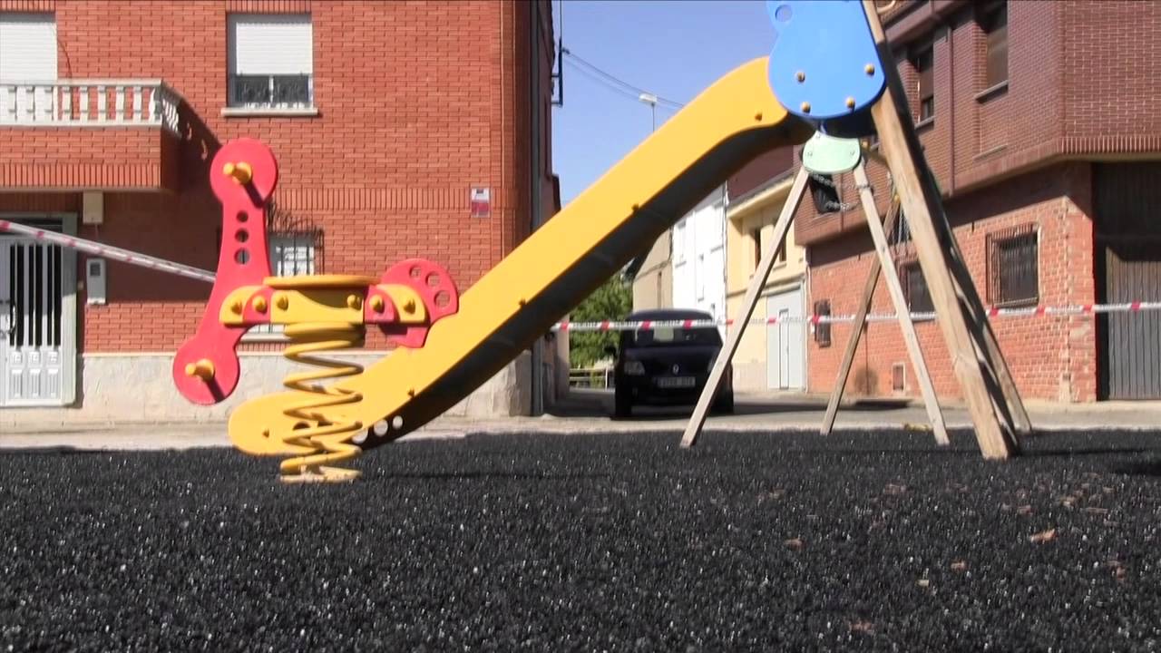 Como hacer un Pavimento de Caucho para un Parque Infantil (Poured in place recycled rubber)