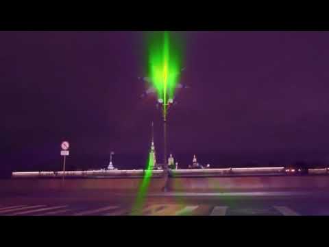 Taxi mit grünen Augen