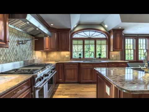 6 Oak Park Cir, Lexington MA - Elizabeth P Crampton Tel 781 389 4400