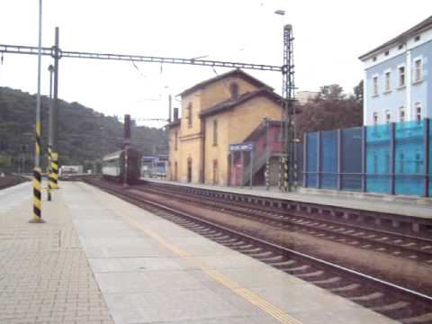 Odjezd vlaku Os 6818 ze stanice Ústí nad Labem hl.n.