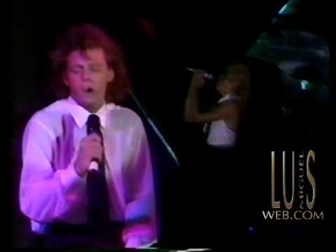 Duetos Medley: Sin Hablar -  No Me Puedo Escapar de Ti - Me gustas Tal Como Eres 1989