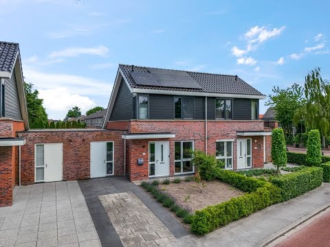 Twee onder een kapwoning in Nijkerkerveen | Domicilie Makelaars