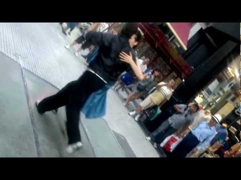 "TANGO ARGENTINO EN LA NOCHE PORTEÑA DE BUENOS AIRES ARGENTINA POR OSCAR VALMONT". 3D. HD.