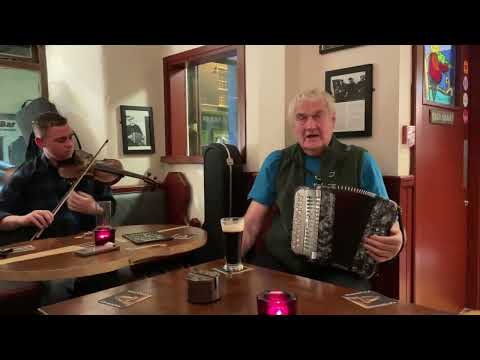 The Half Landing Tune a Day 2022, Day 117 “Saddle Tramp” with Séamus Begley