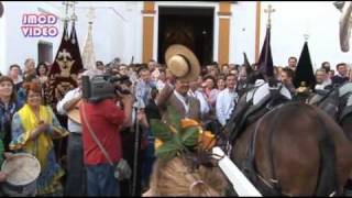 preview picture of video 'HERMANDAD DEL ROCIO DE OSUNA POR LA PUEBLA DE CAZALLA 2009'