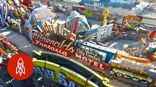 Remembering Neon: Vegas' Vintage Signs Get a New Lease on Life