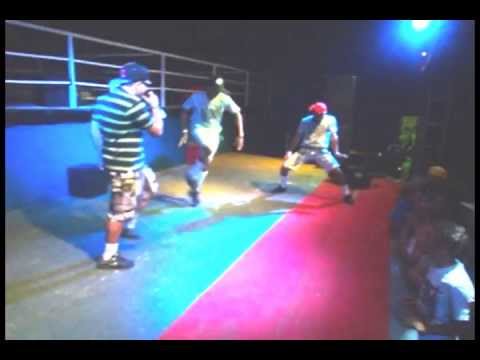 OS ASSANHADOS OFICIAL SHOW NO VILA REAL 2013