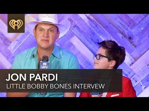 Jon Pardi Teaches Little Bobby Bones How To Pronounce Bocephus | 2018 iHeartCountry Festival