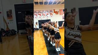 Download lagu 🏀 WHO WANT THE SMOKE #cheer #cheerleading #highschoolbasketball #shorts mp3