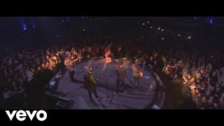 Tryo - Serre-moi (Tryo détourne Bercy 2009)