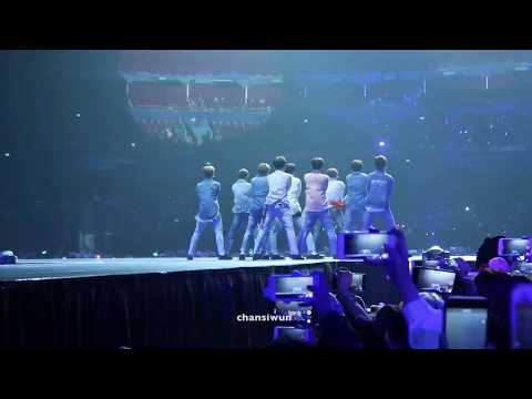 170923 KCON AUSTRALIA - WANNA ONE - BURN IT UP