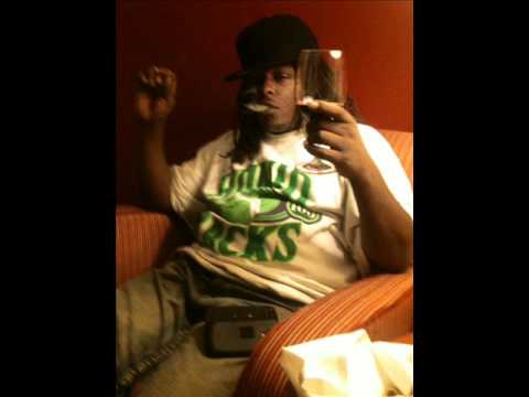 Bosh G - walk that blade ft Rappin 4 Tay & Lar locs