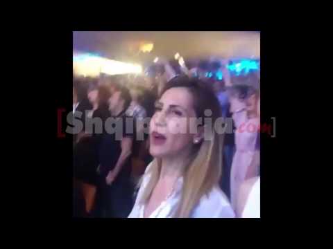 Pas takimit me amerikanin, Bregu rock me 3 musketjerët