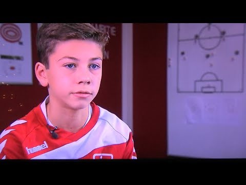 Het Jeugdjournaal bij DOVO te Veenendaal.