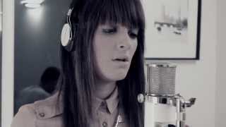 ADELE - Skyfall - 007 - (Alice Olivia Cover)
