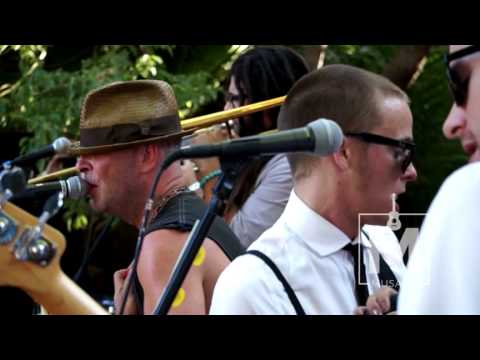 Tim Armstrong - She's Drunk All the Time