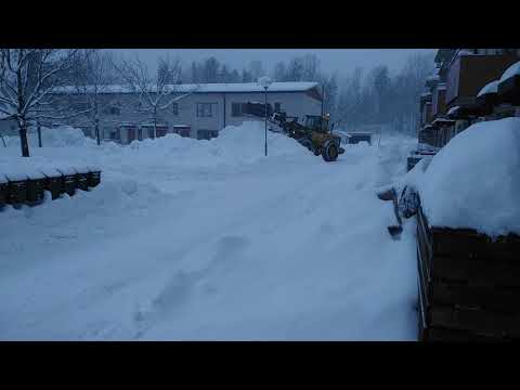 How to clear snow in Söderhamn, Sweden