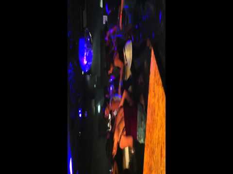 Iliana Chacón ladies style