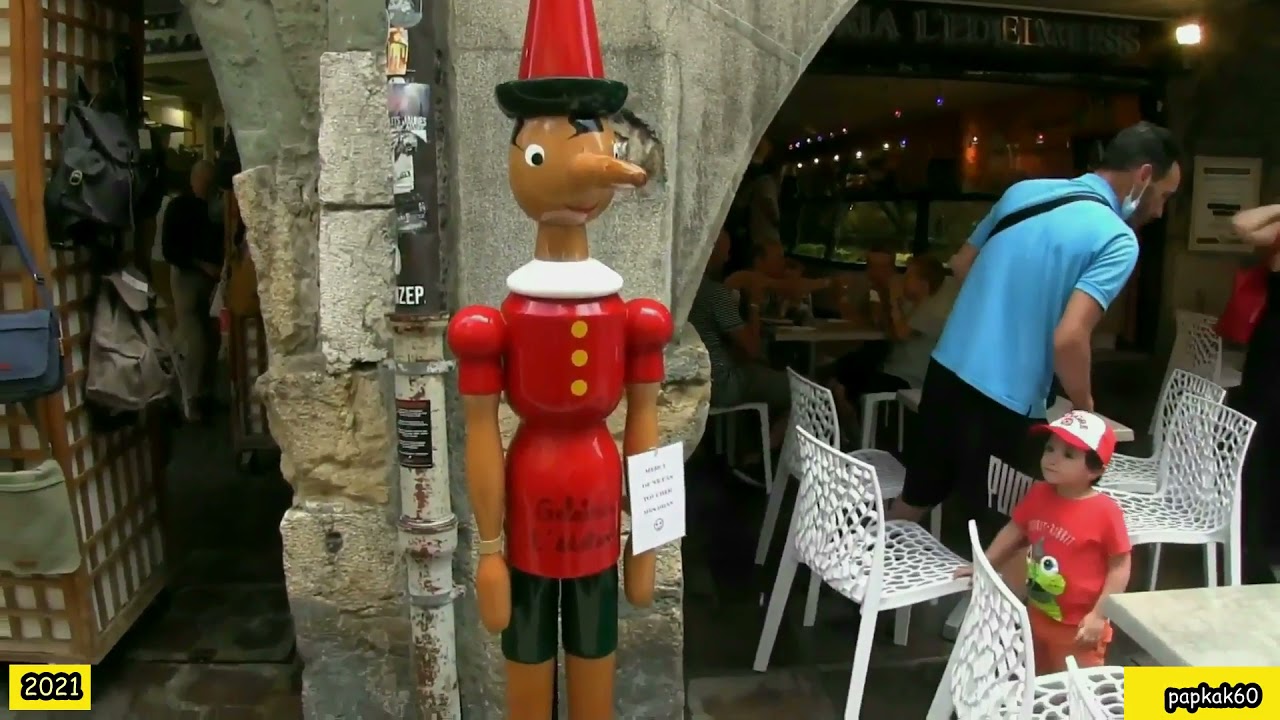 Watch video Annecy (73) - Vieille ville Annecy (73) - Vieille ville