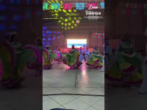 “Cumbia” ESCUELA DE DANZAS CAMPESINAS BOJACA CUNDINAMARCA COLOMBIA en el  8vo ENDANZAFM