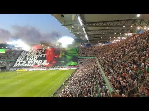 Oprawa na meczu Legia Warszawa w lidze Europy z wysokości trybun