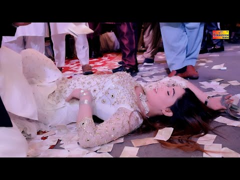 Long Nak Da | Chiriya Queen | Dance Performance 2024