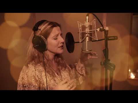 Joana Alegre - Jenny of Oldstones (Cover)