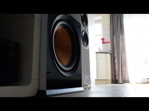 klipsch r112sw bei der Arbeit