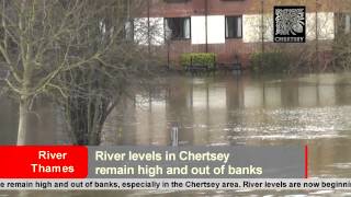 preview picture of video 'Flooding in Chertsey - 30th December 2012'