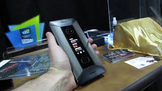 Cosmo Communicator smartphone &amp; mini laptop (CES 2019)