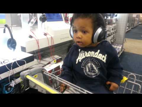 Head nod Dr Dre beats fakes