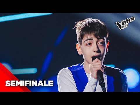 Dennis interpreta Marco Masini con “Ci Vorrebbe Il Mare” | The Voice Kids 3 Semifinale