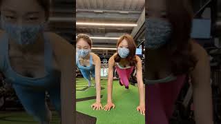 どっちがおっぱいがタイプ？ #Shorts