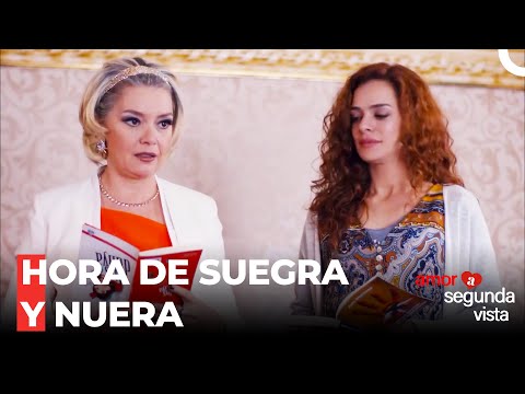 Zeynep y Mukaddes Pasan Tiempo Juntos - Amor A Segunda Vista