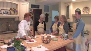 preview picture of video 'Savory Spoon Cooking School - Door County, WI Travel Show'