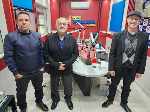 NOVO ITACOLOMI - Prefeito João Pedro e padre Renato convidam para festa