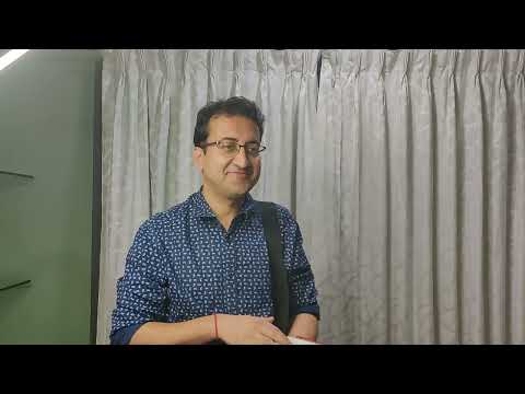 Shlok Sudan Day in a metro