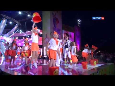 IOWA, Паша Артёмов и ПЦ Эколь - Улыбайся (Детская Новая волна 2013)