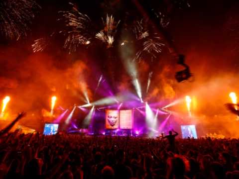 David Guetta & Otto Knows vs Zedd  - Out of Titanium  (Dimitri Vegas & Like Mike vs. Chuckie Mashup)