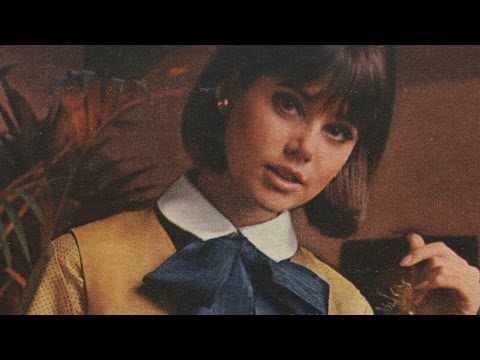 download lagu mp3 mp4 Download Lagu Hazel English Im Fine, download lagu Download Lagu Hazel English Im Fine gratis, unduh video klip Download Lagu Hazel English Im Fine